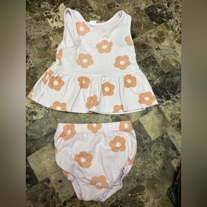 4/30$ PL baby matching set floral 24 months 🌸